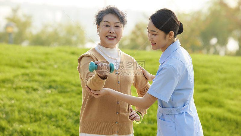 夜间请护工，费用几何？揭秘北京家庭照护成本构成**